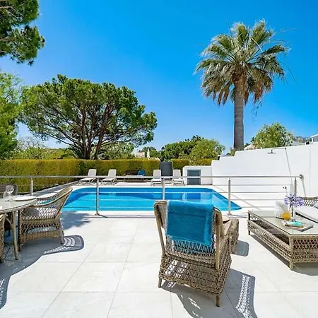 Sleeps 5 With Pool Air Con And Wifi Villa *